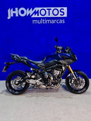 YAMAHA MT-09 
